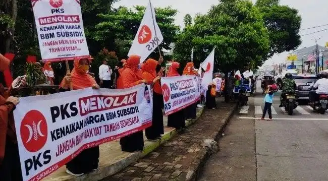 Fraksi PKS Depok, PKS Bulatkan Suara Tolak Kenaikan BBM Lewat Flashmob