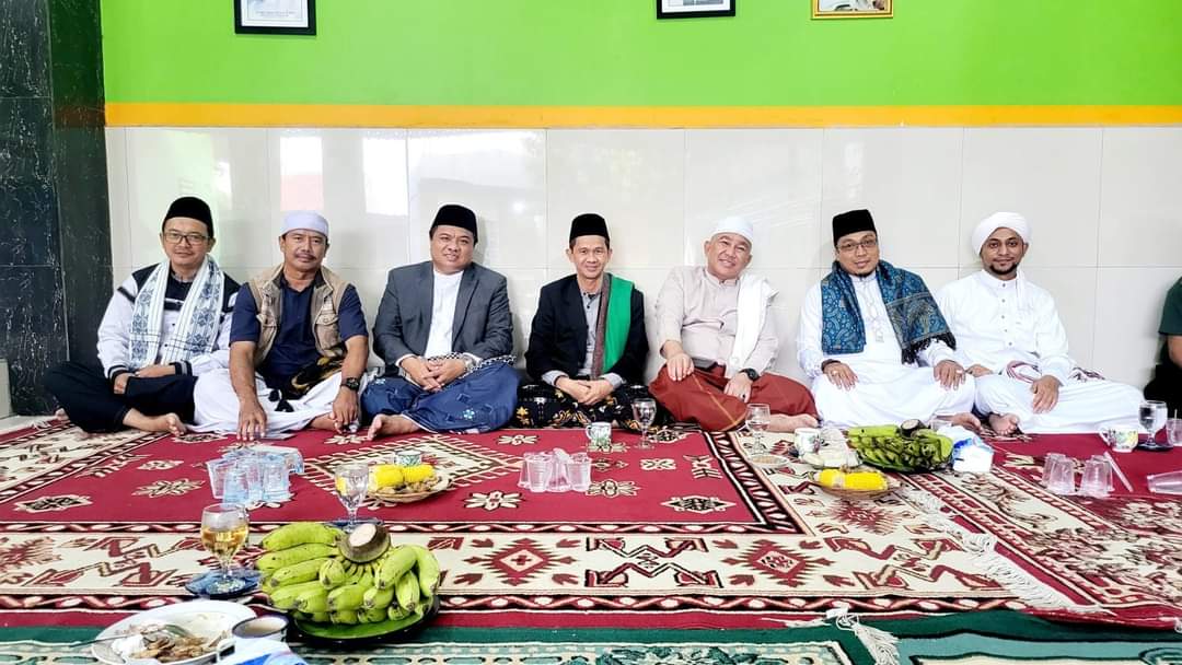 Fraksi PKS Depok, Jaga Silaturahmi, Anggota DPRD Depok FPKS Khairulloh Ahyari Ikuti Subuh Gabungan di Masjid Al Riyadh